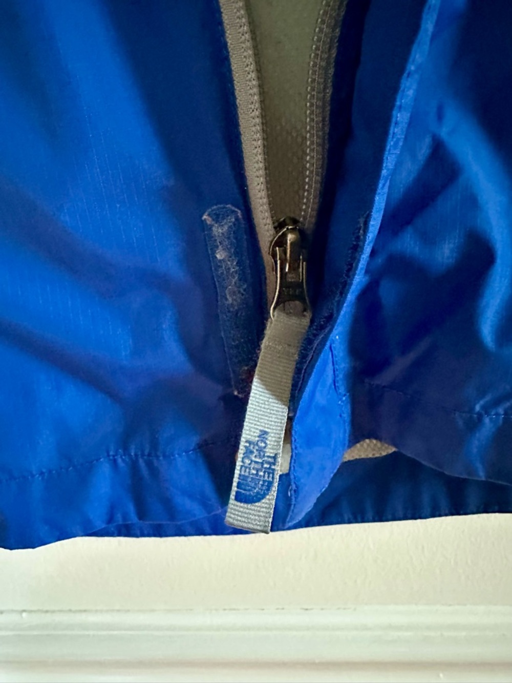 The North Face Kids Blue Hooded Rain Jacket XS - Picture 7 of 8